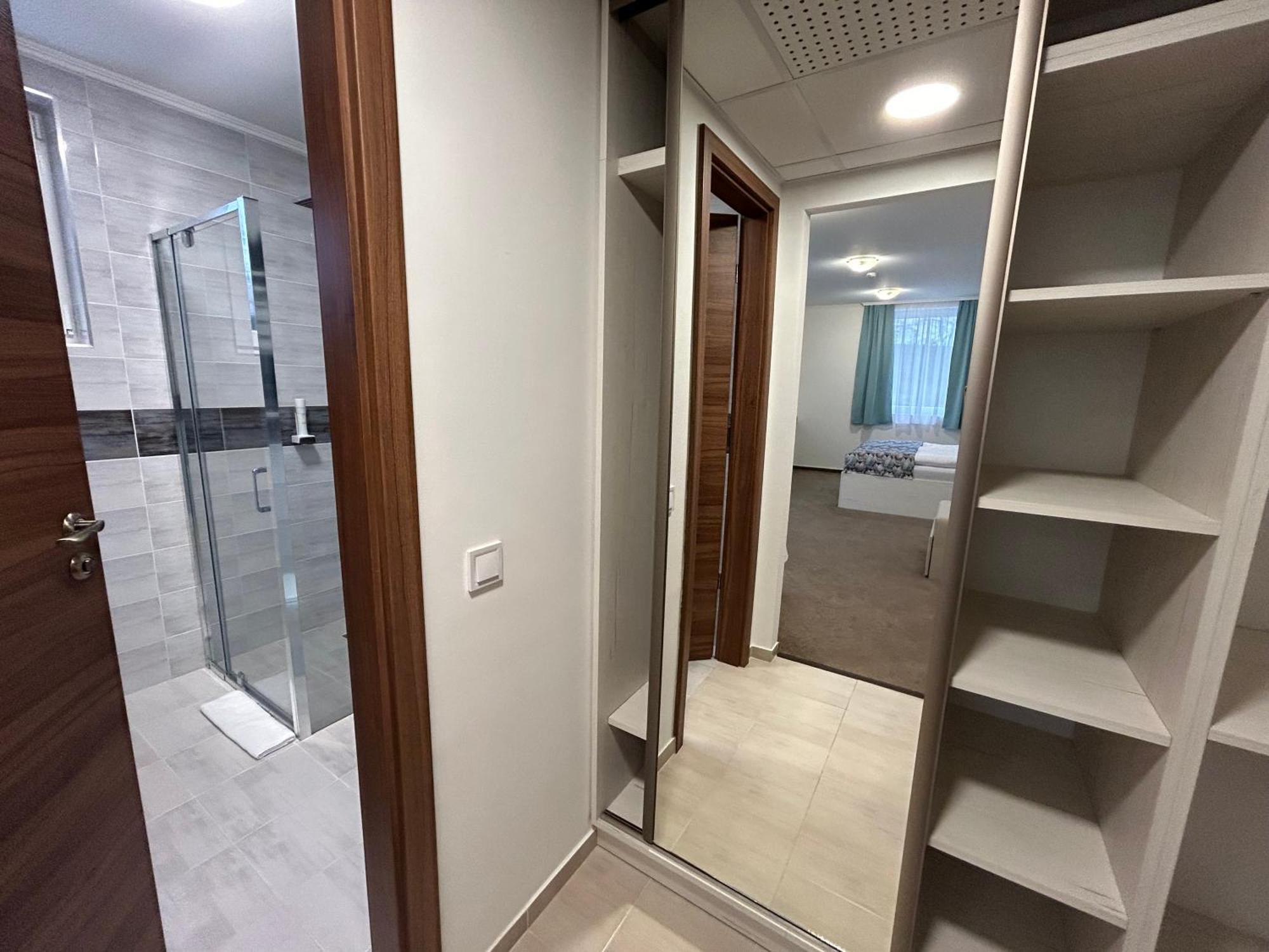 Danelis Hotel Edelény Zewnętrze zdjęcie